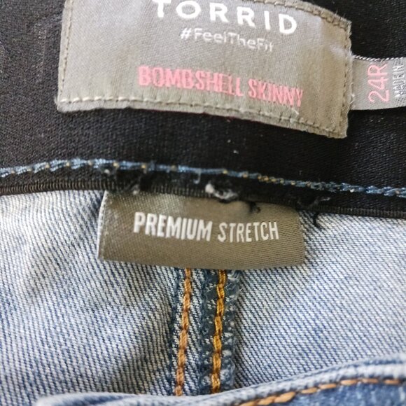 Torrid Womens Bombshell Skinny Jeans Premium Stretch High Rise Med. Wash Size 24 - Picture 6 of 9